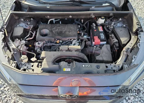 2021 Toyota Rav4 Xle z USA, uszkodzony, nr VIN 2T3W1RFVXMC119594